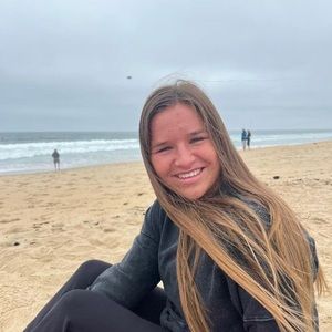 Meet your Posher, Savannah